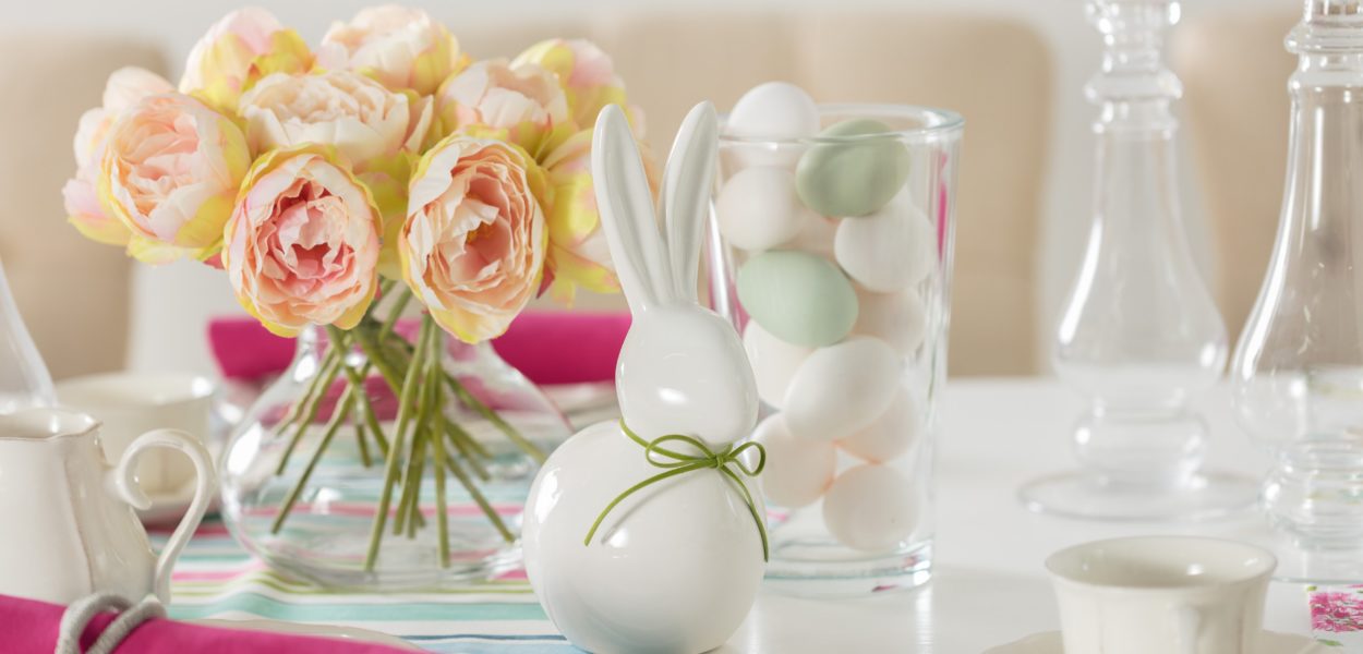 Πασχαλινό τραπέζι/ cover