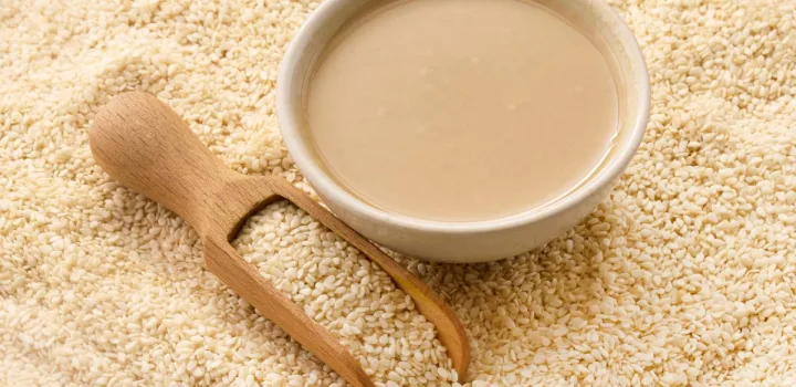 Νηστεία με ταχίνι και χαλβά