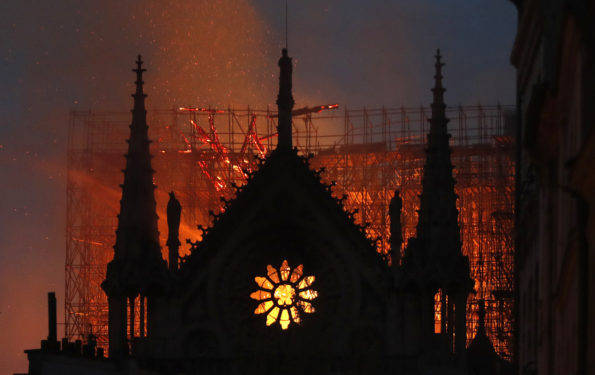 Notre Dame /cover