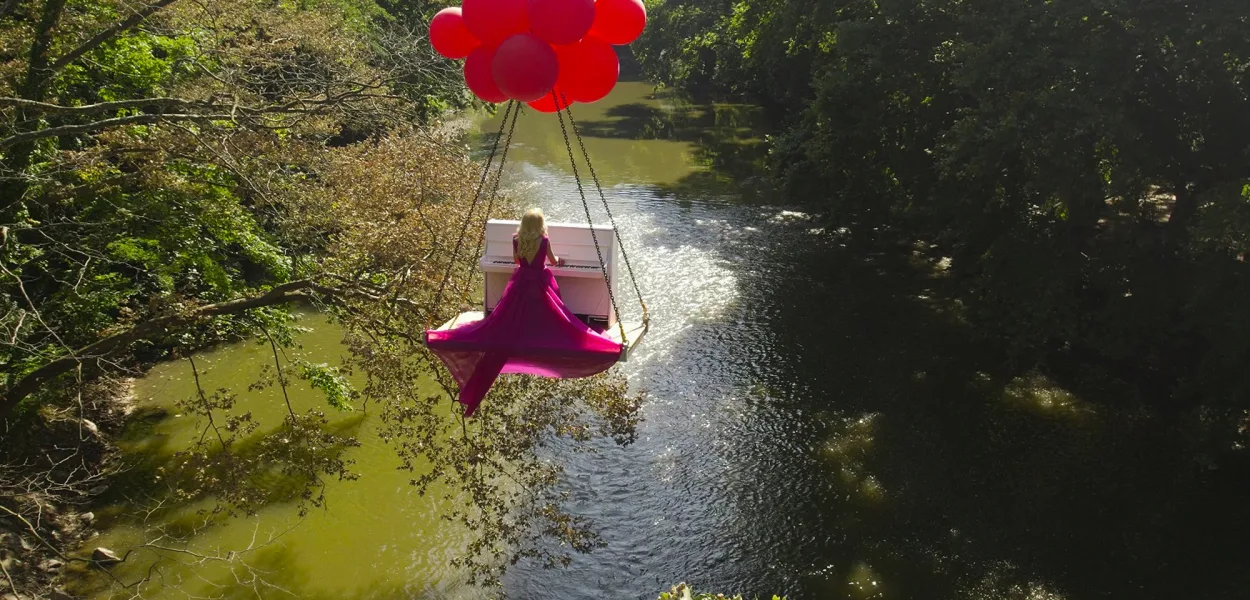 Έλενα Ξυδιά, η «ιπτάμενη πιανίστρια»