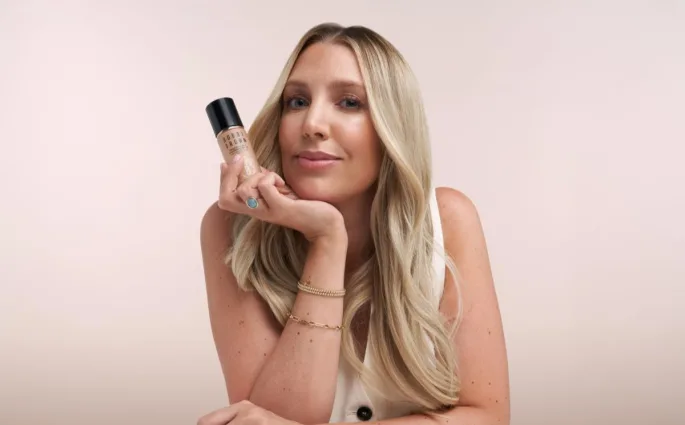 Weightless Skin Foundation /cover