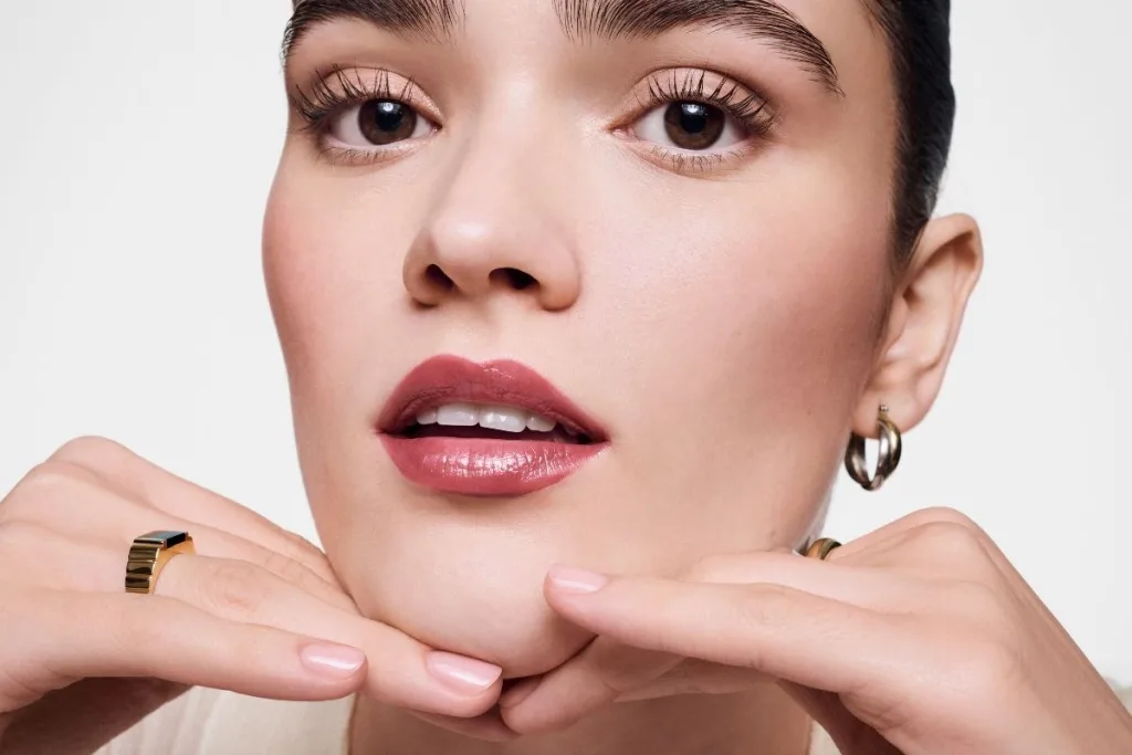 Extra Lip Collection/ cover