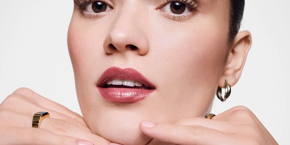 Extra Lip Collection/ cover