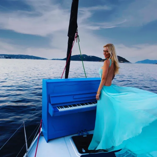 The Piano Tour & Piano Project /cover