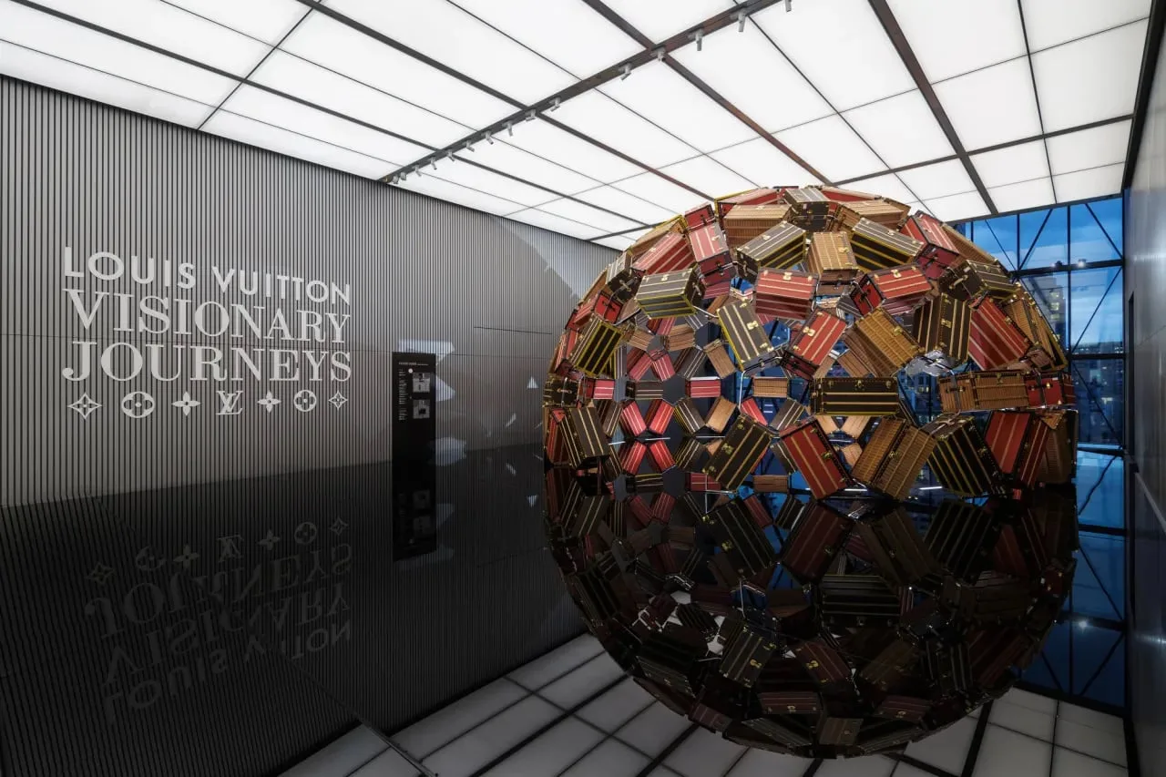 Louis 1Vuitton