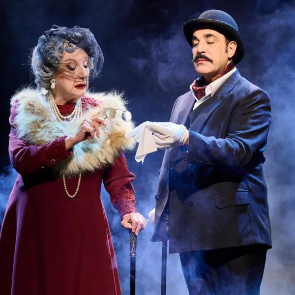 "Έγκλημα στο Όριεντ Εξπρές"/ cover foto