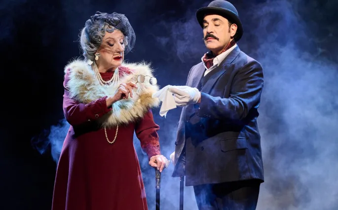 "Έγκλημα στο Όριεντ Εξπρές"/ cover foto