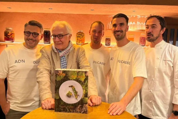 “ADN Ducasse”/cover photo