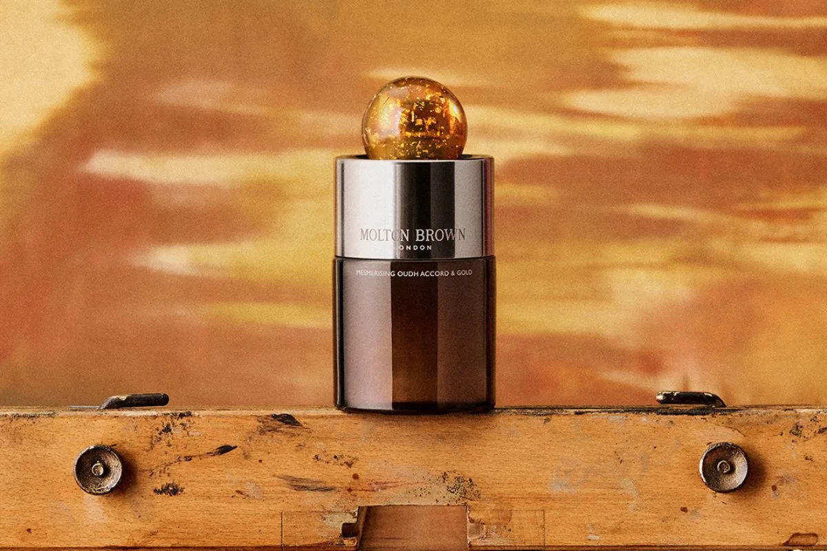 Mesmerising Oudh Accord & Gold 2