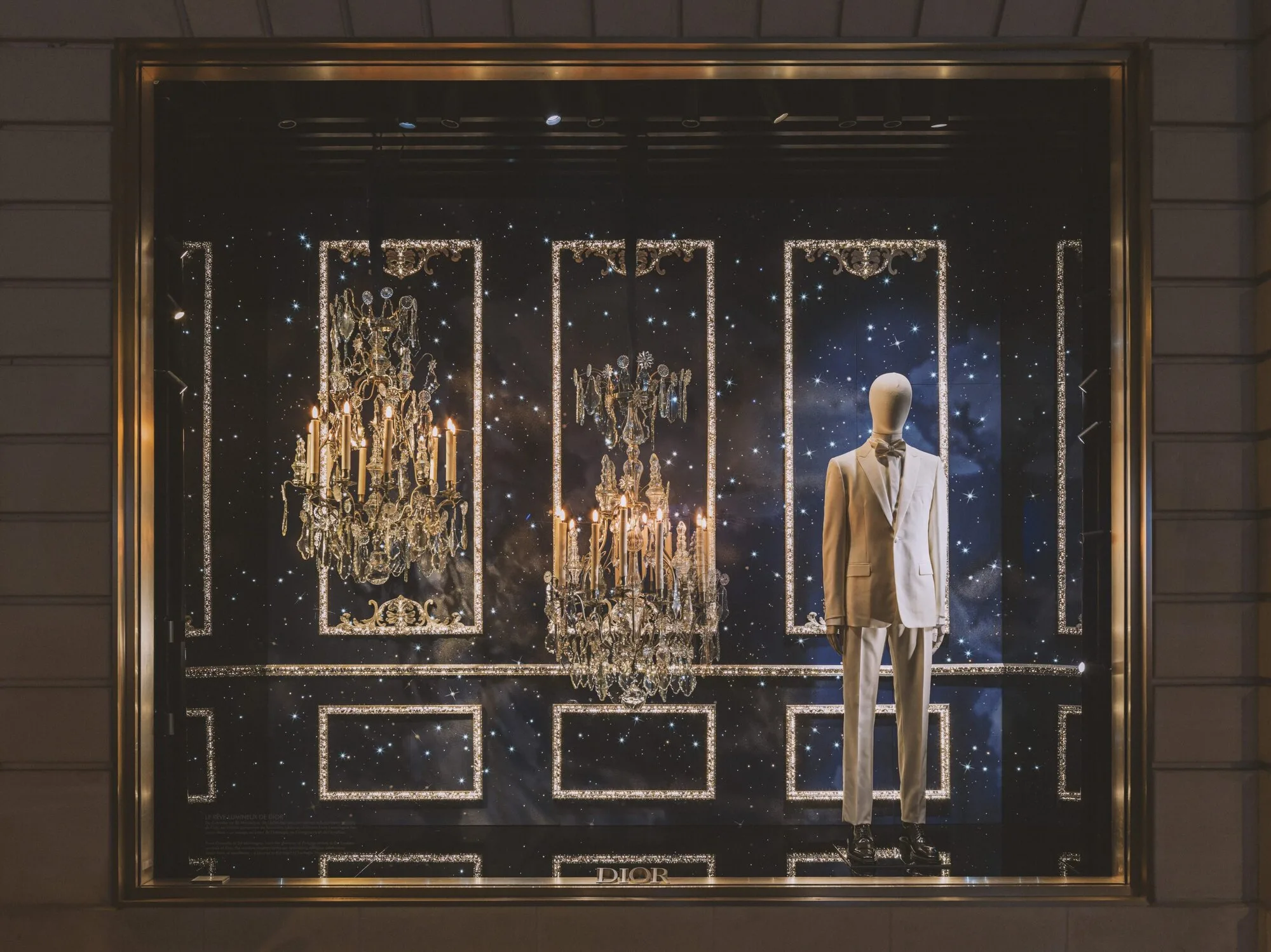 Νο30 της Avenue Montaigne 5