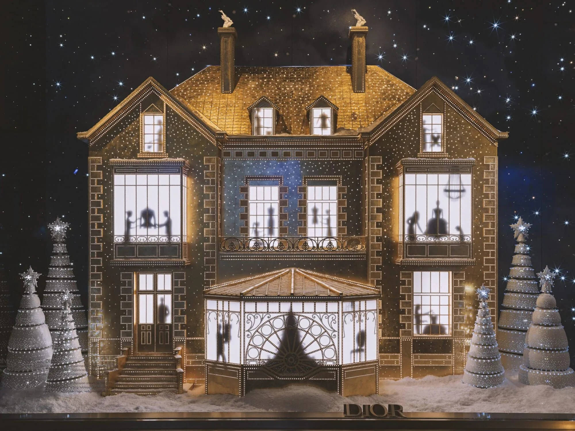 Νο30 της Avenue Montaigne 1