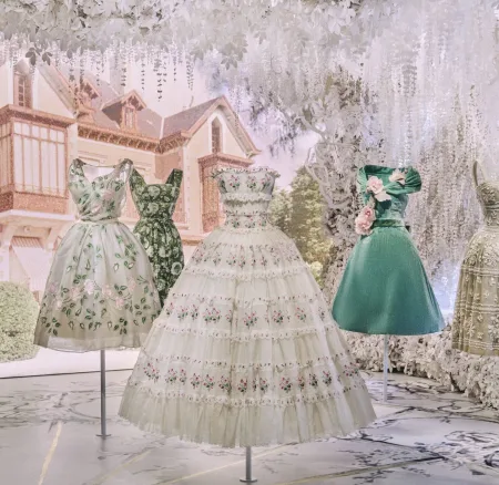 Ο Azzedine Alaïa αποκαλύπτει το κρυμμένο θησαυρό του Dior