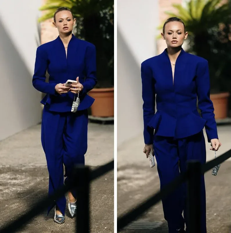 Collarless blazer 16