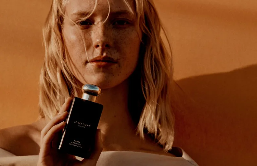 Amber Labdanum Cologne Intense: Η επιτομή της κομψότητας