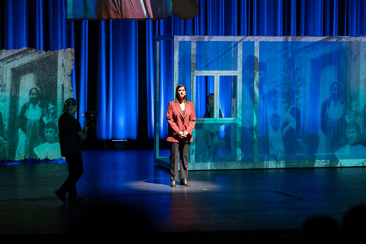 «Η Γιαγιά μου η Κυριακού» 1