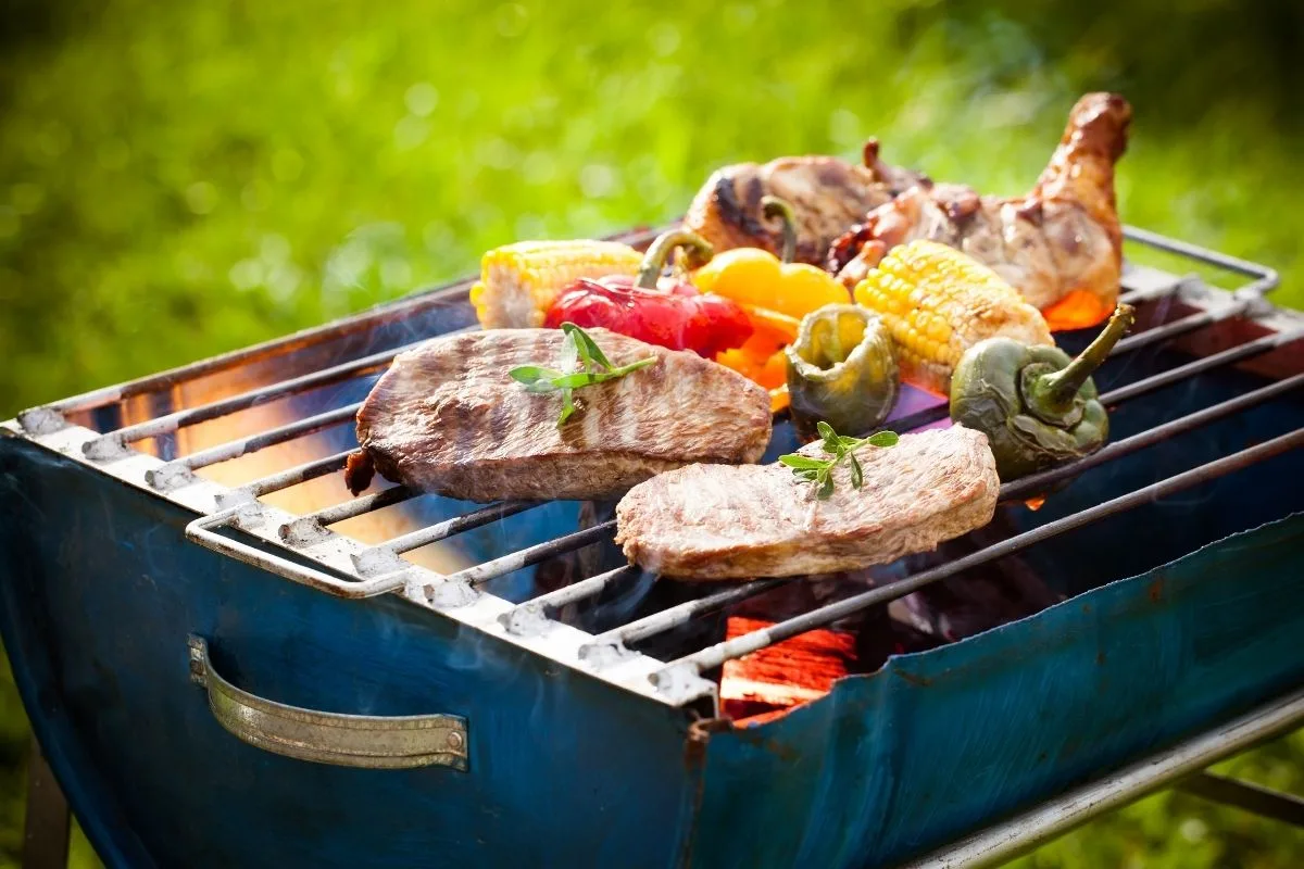 Τσικνοπέμπτη/ cover foto