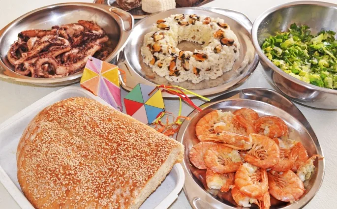 Σαρακοστιανό τραπέζι /cover foto