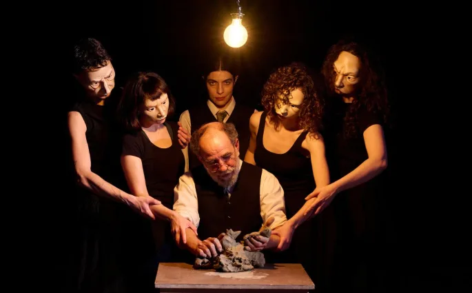 "Χίλια χέρια" / cover foto