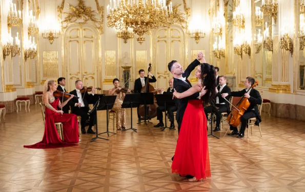 Johann Strauss Virtuosi/ cover photo